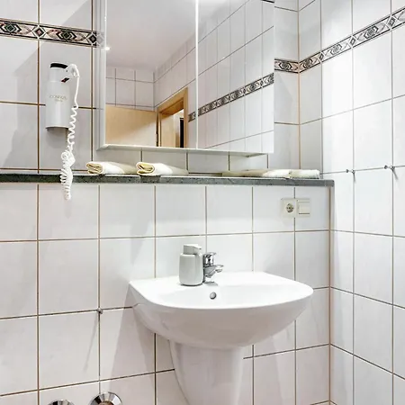 Ferienapartment 6 Jasmund * Sellin (Rugen)